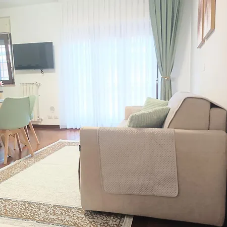 شقة Cristine's House *